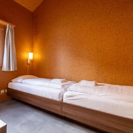 Holiday home Holiday Home Komfort Aclas Maiensaess Resort-1 By Interhome *