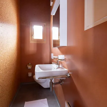 Holiday home Holiday Home Komfort Aclas Maiensaess Resort-1 By Interhome *